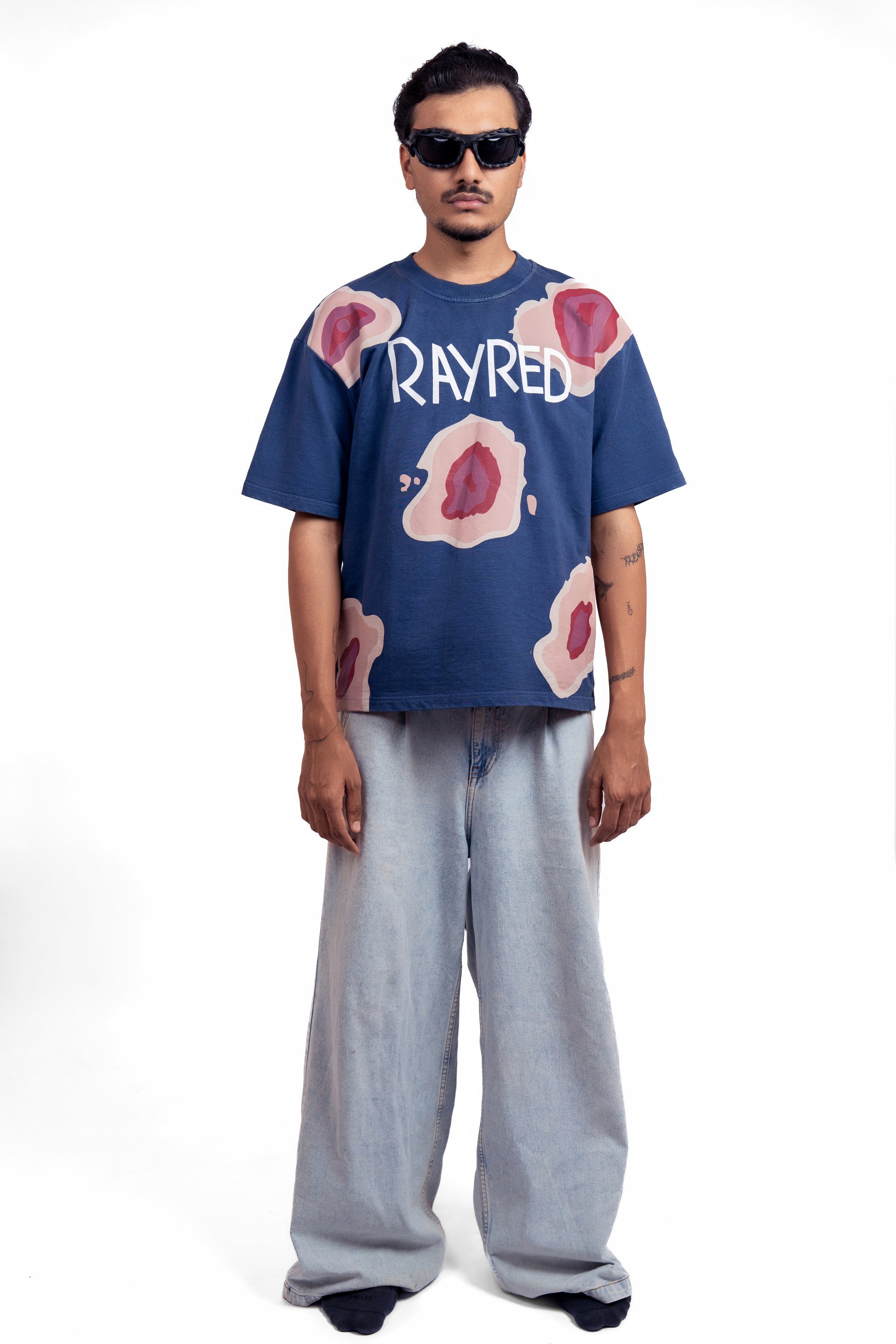 Blue trunk oversized tee