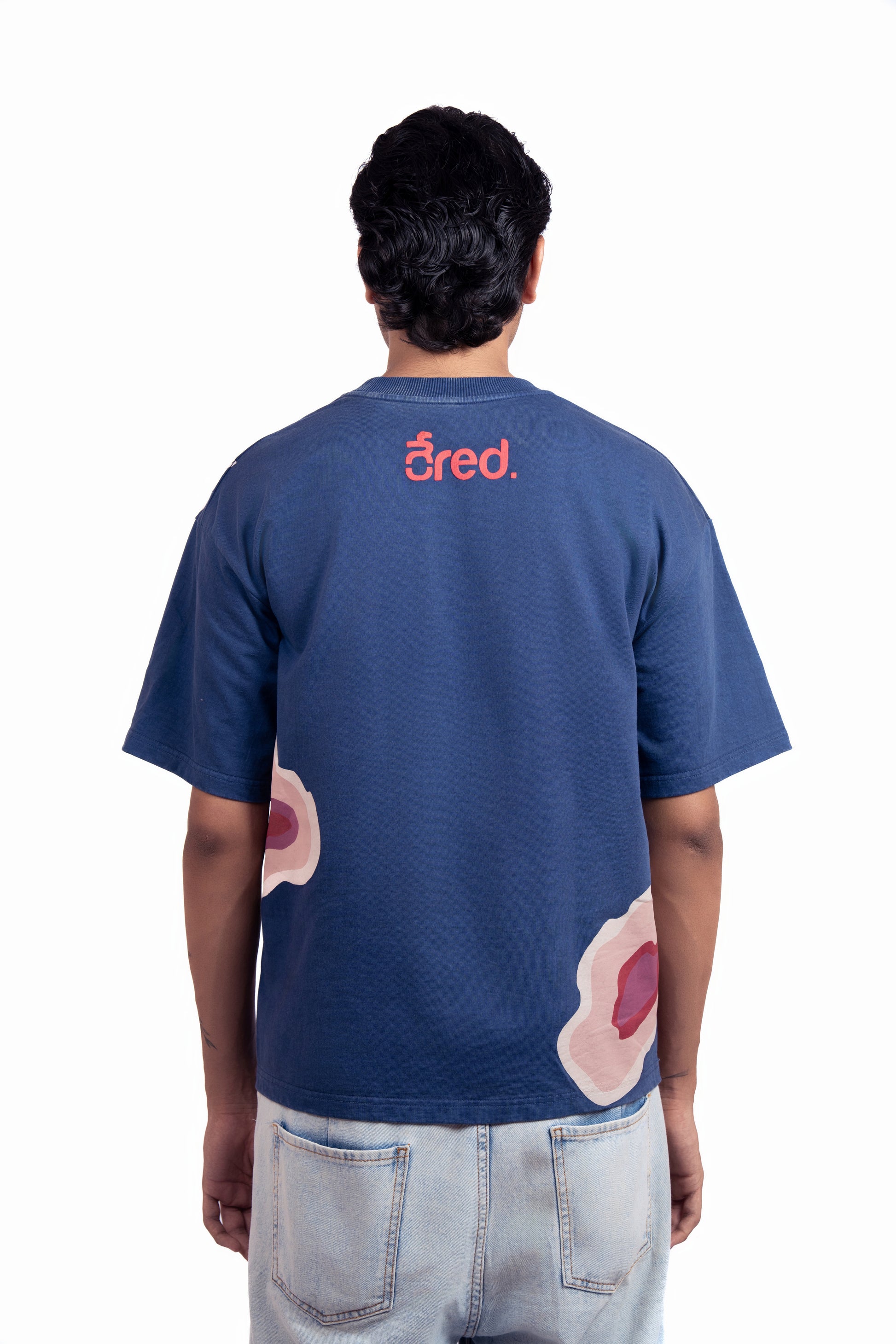 Blue trunk oversized tee