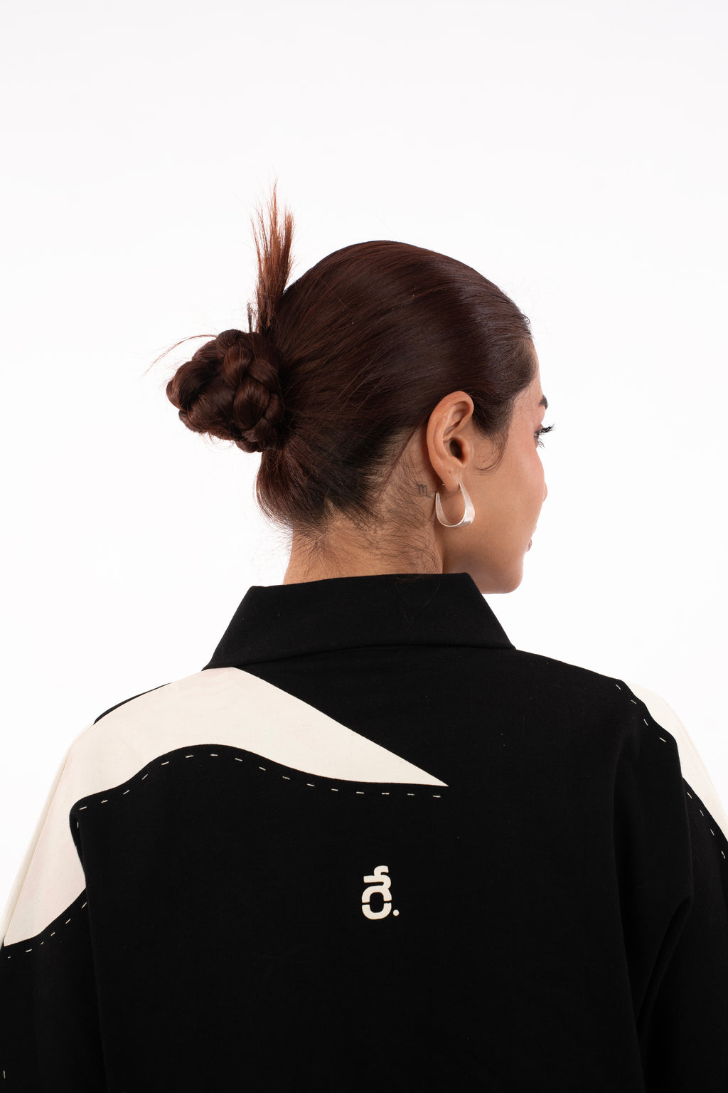 BLACK AND WHITE POLO